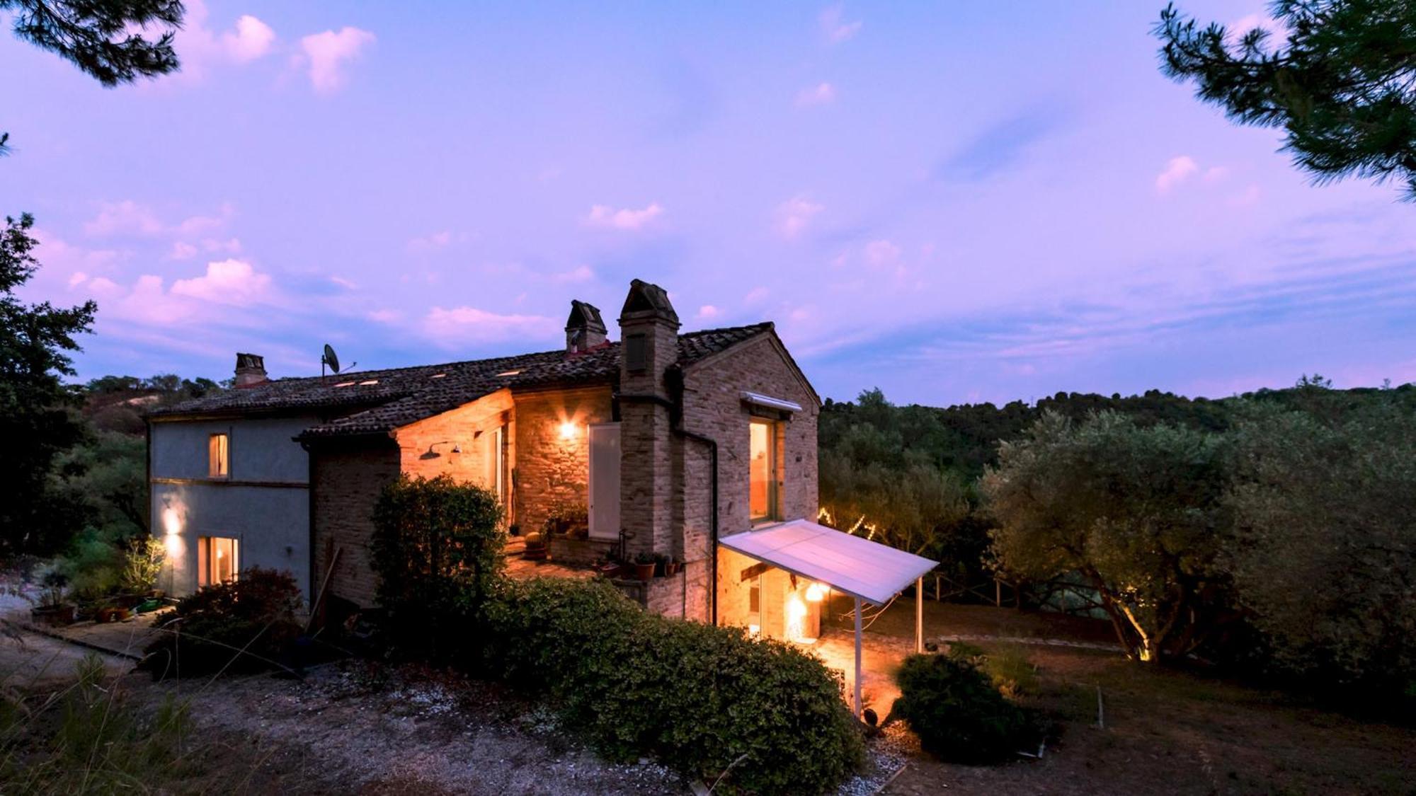 Casa Cantagallo 4&4, Emma Villas Fermo Exteriér fotografie